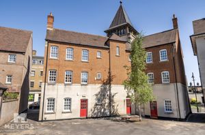 Photo 18- click for photo gallery